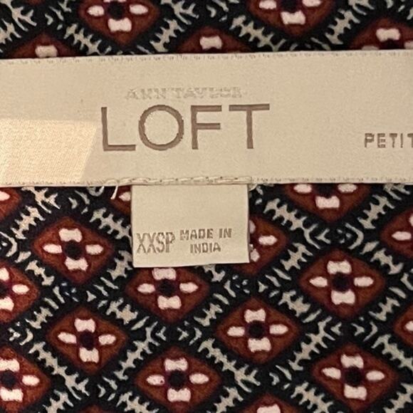 LOFT Burgundy Black White Print Office Date Night Shift Dress NWOT Size XXS - Picture 9 of 12